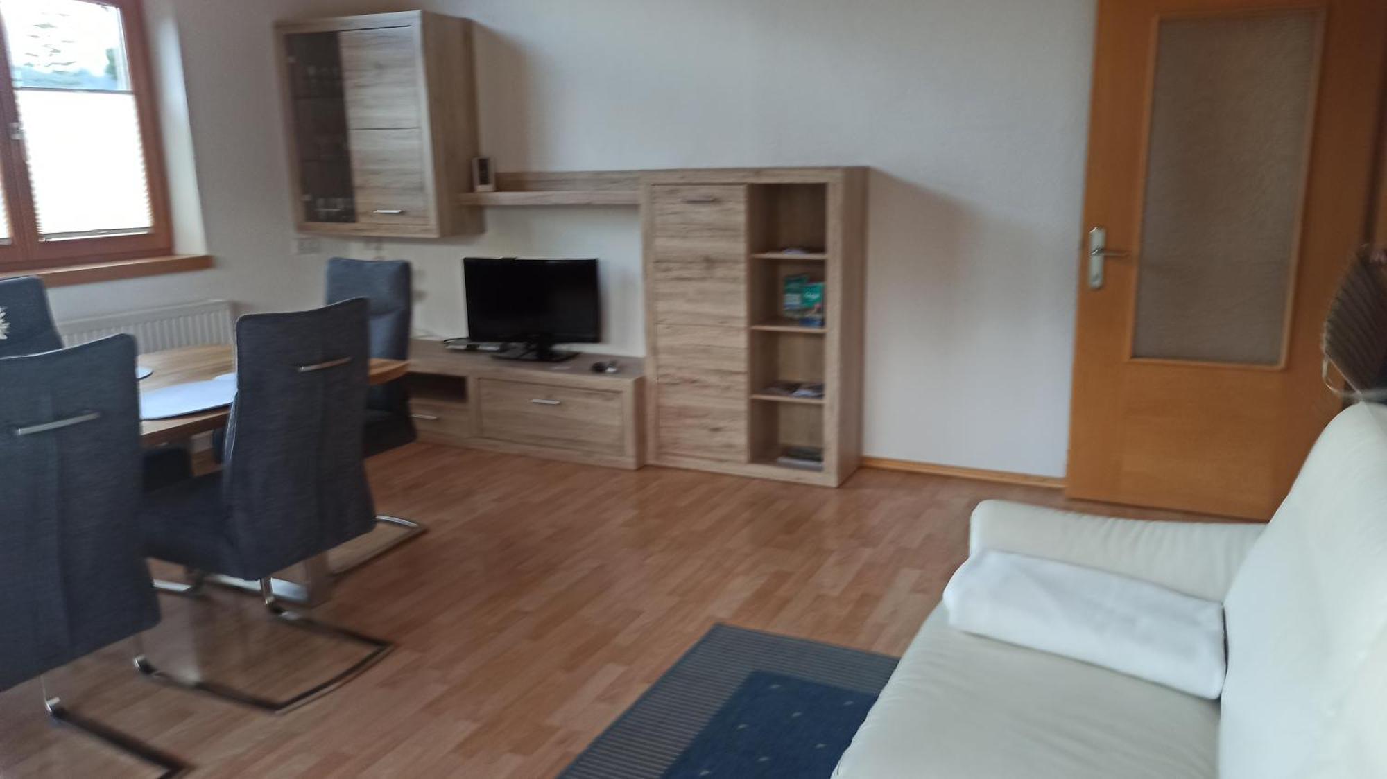 Apartment Guem Общайг Екстериор снимка